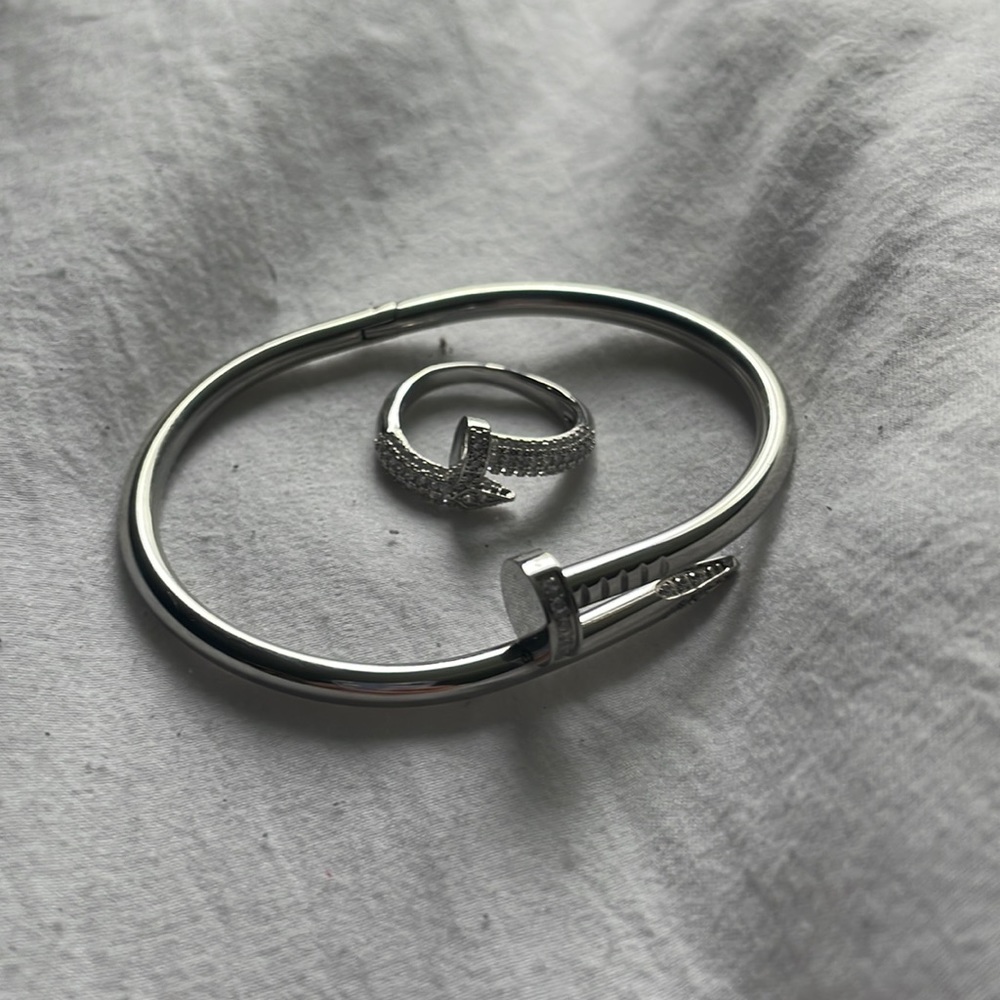 Ring and bracelet set